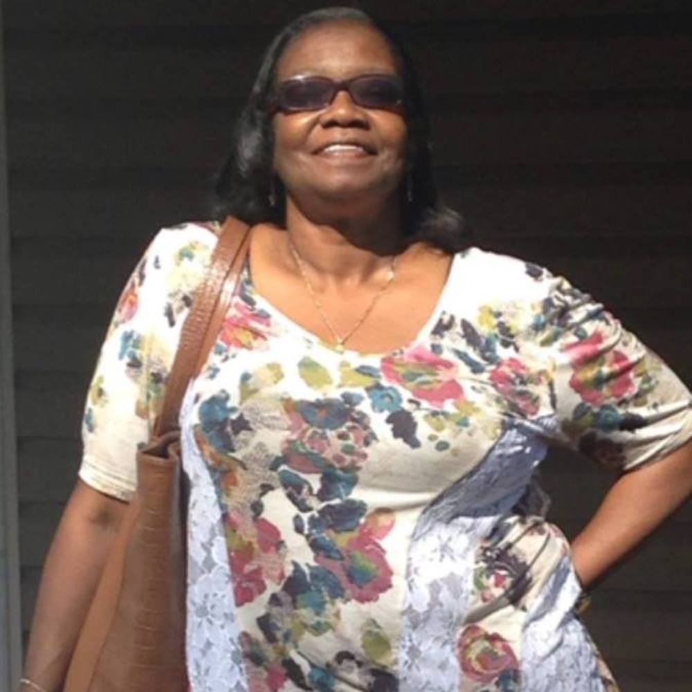 Meet your Posher, Pamela